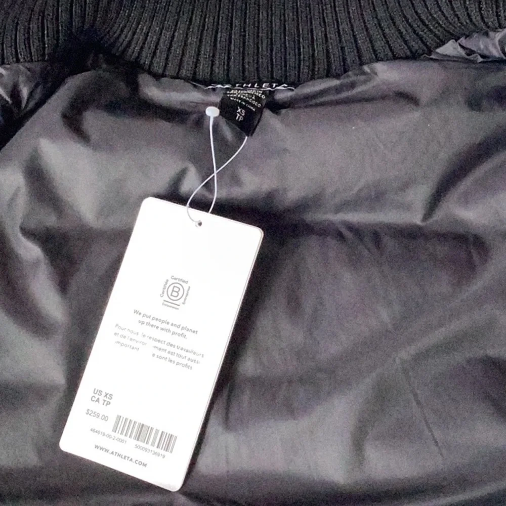 ATHLETA Black Hanover Hybrid Insulated Jacket - Picture 5 of 6